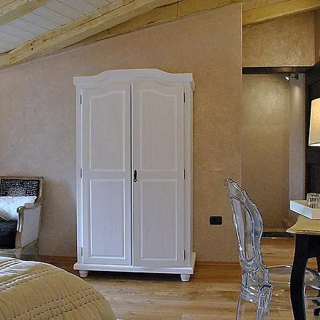 Antica Locanda Lunetta Bed & Breakfast Mandas