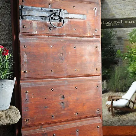 Antica Lunetta Bed & Breakfast 3*